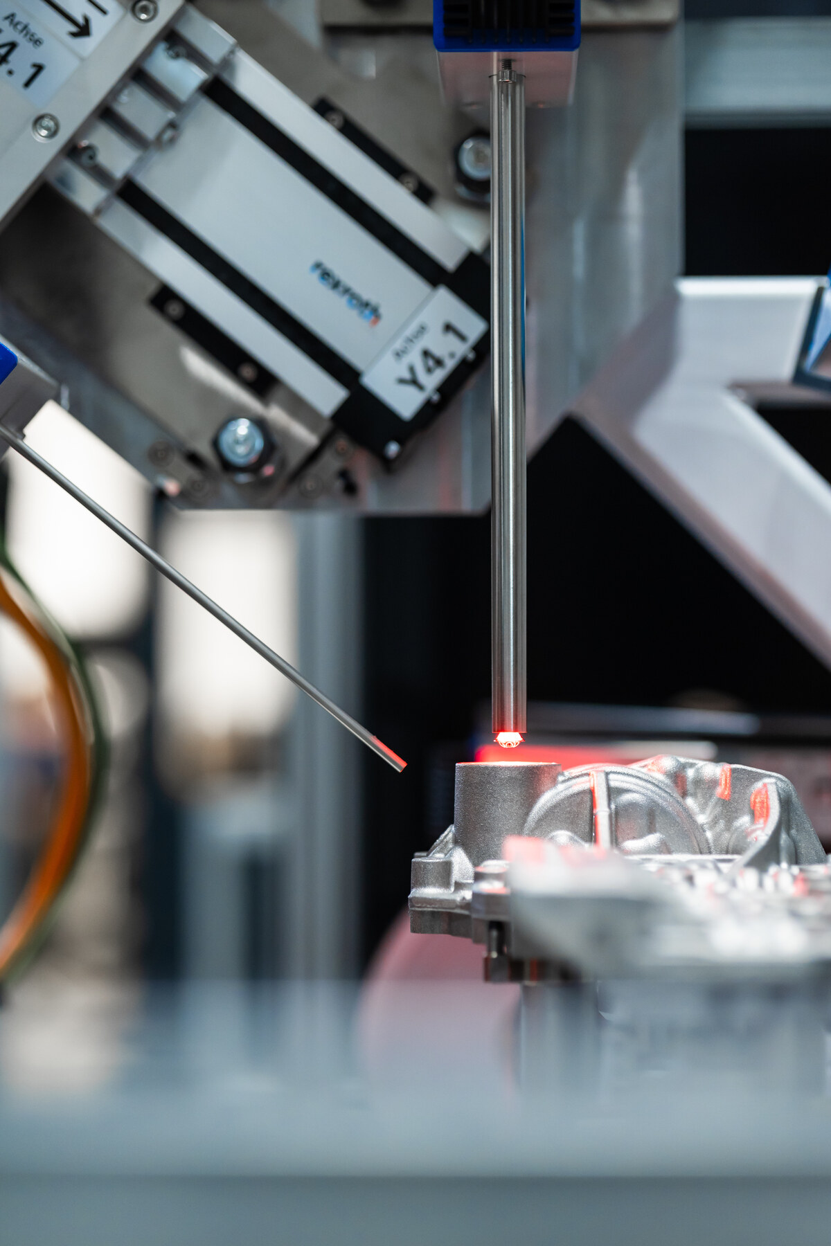 Visionline B20 în acțiune - control optic de adâncime și geometrie