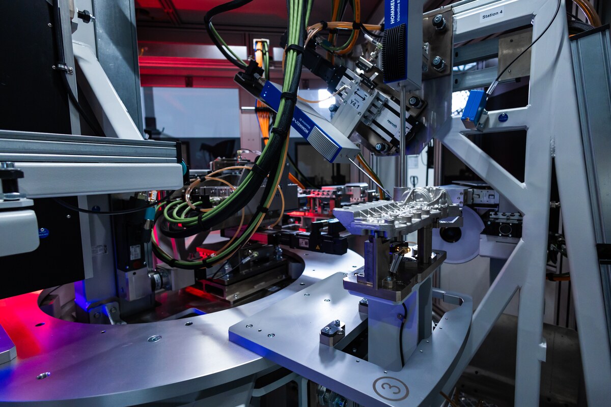 Visionline în producție - inspecție automată imediat după prelucrare