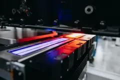 Scanare optică a blocului motor cu senzor Visionline F100S - inspecție de suprafață ultra-rapidă pe 100 mm