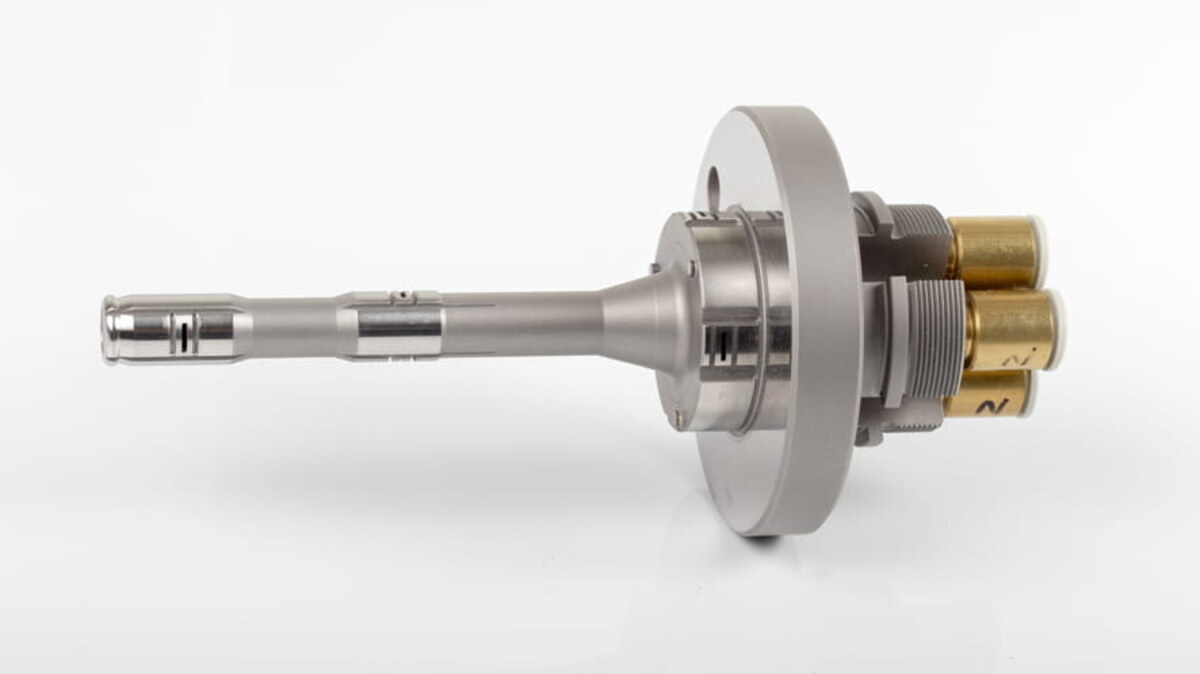 AG100 special - versiune personalizată