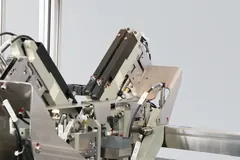 Fixture tactil cu senzor și operare manuală