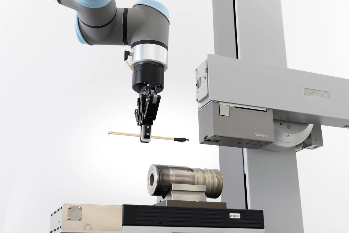 Schimbare sondă Nanoscan cu cobot W920RC